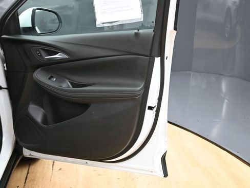 Used 2024 Buick Encore GX Preferred FWD image 34