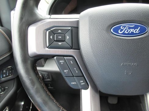 Used 2019 Ford Expedition Platinum AWD/4WD image 24
