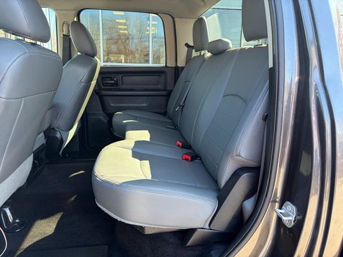 Used 2016 RAM 2500 Tradesman w/ Chrome Appearance Group image 36