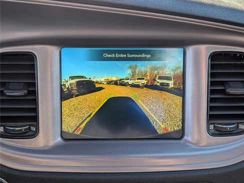 Used 2023 Dodge Charger SXT w/ Blacktop Package image 30