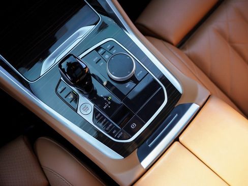 Used 2023 BMW X6 xDrive40i image 31