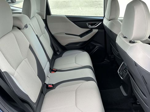 Used 2023 Subaru Forester Premium AWD/4WD image 14