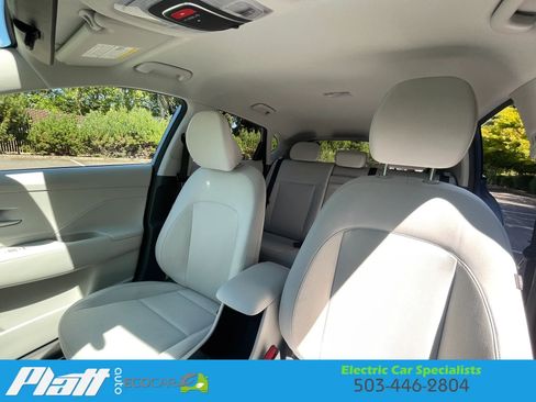 Used 2024 Hyundai Kona SEL FWD image 37