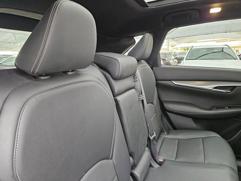 Used 2022 INFINITI QX50 Luxe w/ Appearance Package image 23