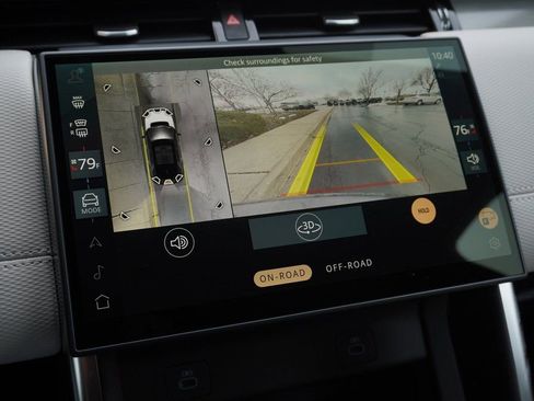 New 2026 Land Rover Discovery Sport Landmark AWD/4WD image 24