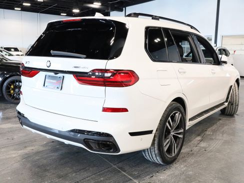 Used 2022 BMW X7 xDrive40i w/ M Sport Package image 6