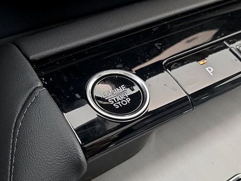 New 2025 Lincoln Navigator Reserve w/ Jet Appearance Package image 21