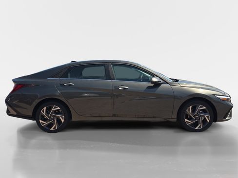 New 2026 Hyundai Elantra Limited w/ Cargo Package image 2
