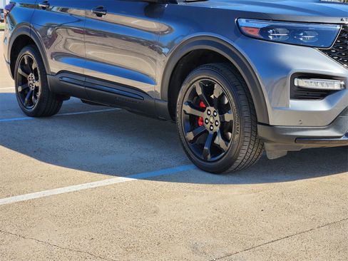 Used 2023 Ford Explorer ST w/ Equipment Group 401A image 11