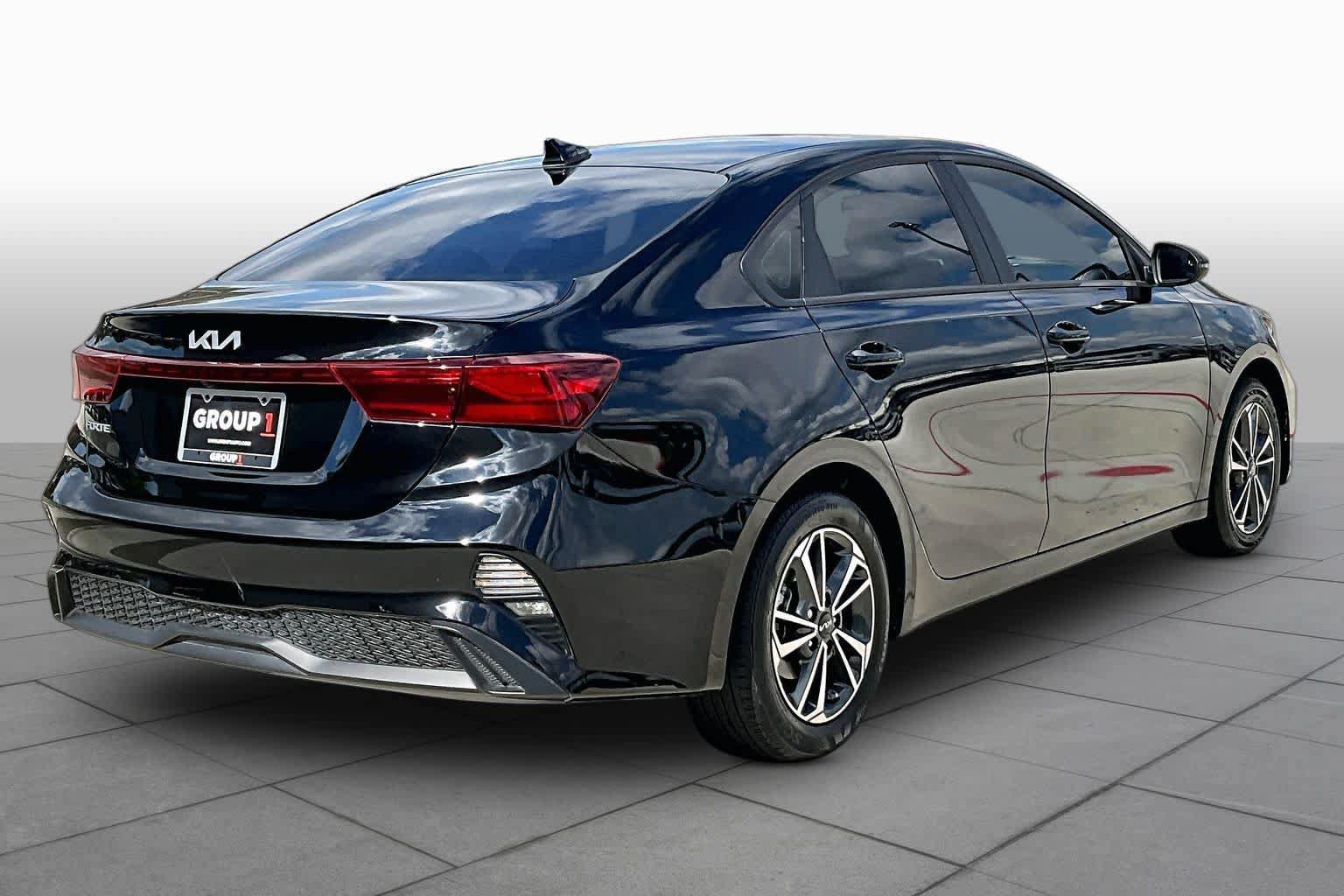 Certified 2024 Kia Forte LXS w/ LXS Technology Package FWD image 12