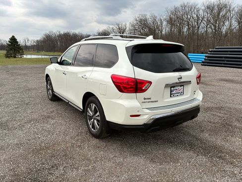 Used 2020 Nissan Pathfinder SL image 5
