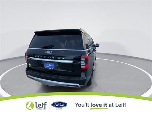 Used 2022 Ford Expedition Limited image 10