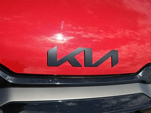 New 2026 Kia Sportage X-Line w/ X-Line Premium Package AWD/4WD image 11