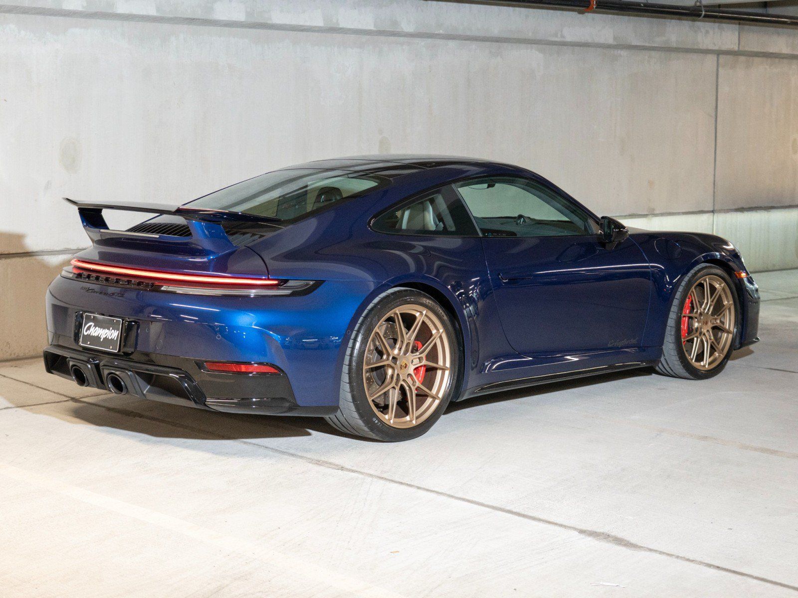 Certified 2025 Porsche 911 Carrera GTS RWD image 9