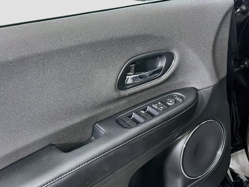 Used 2019 Honda HR-V EX image 15
