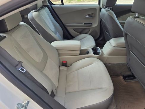 Used 2014 Chevrolet Volt Premium w/ Premium Trim Package image 39