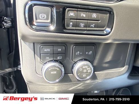 New 2026 GMC Yukon Denali AWD/4WD image 19