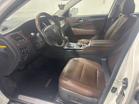 Used 2014 Hyundai Equus Signature image 12
