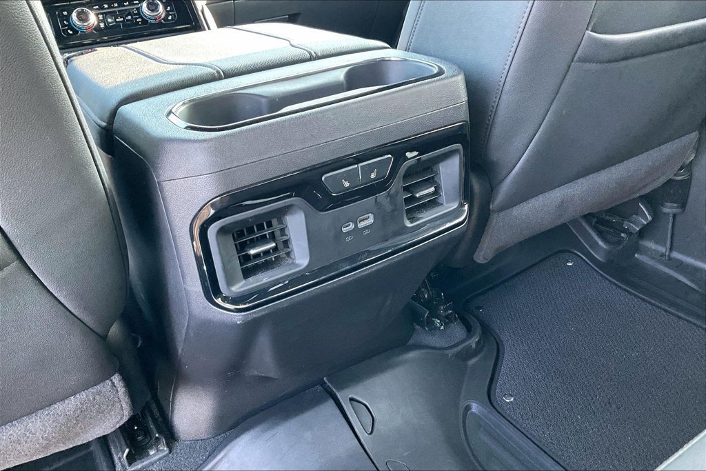 Used 2025 GMC Sierra 1500 AT4 w/ AT4 Premium Package AWD/4WD image 11