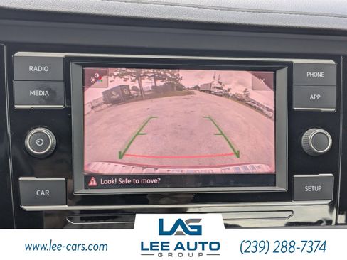 Used 2019 Volkswagen Jetta R-Line w/ R-Line Cold Weather Package image 24