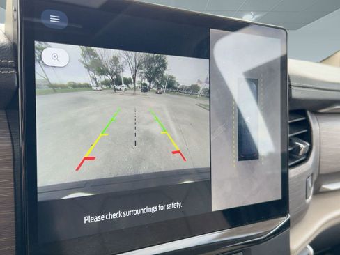 Used 2024 Ford Expedition Max Limited image 26