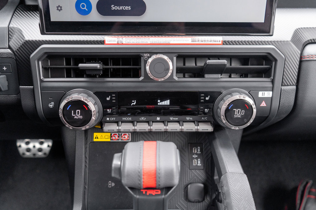 Certified 2026 Toyota Tacoma TRD Pro AWD/4WD image 29