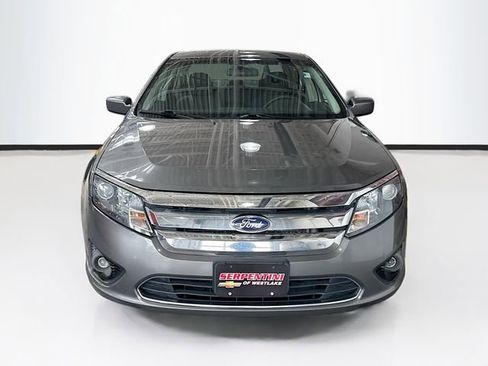 Used 2010 Ford Fusion SE FWD image 3