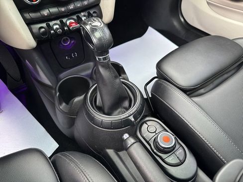 Used 2016 MINI Cooper 2-Door Hardtop image 38