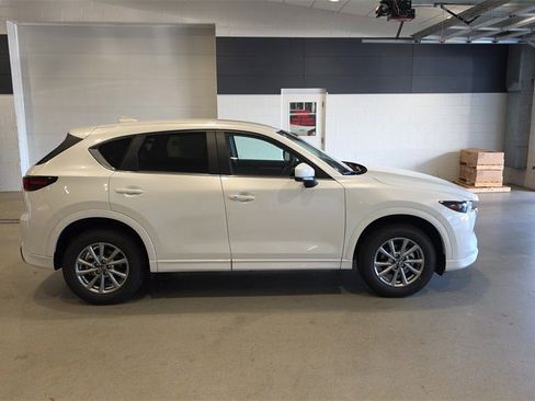 New 2025 MAZDA CX-5 AWD 2.5 S w/ Select Package image 5