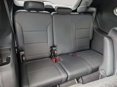 New 2026 Buick Enclave Preferred w/ Super Cruise Package FWD image 9