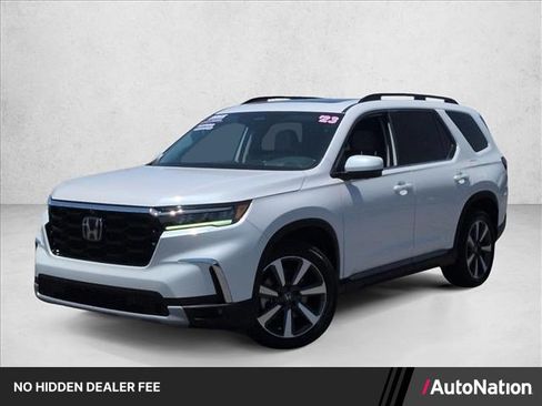 Used 2023 Honda Pilot Elite image 1