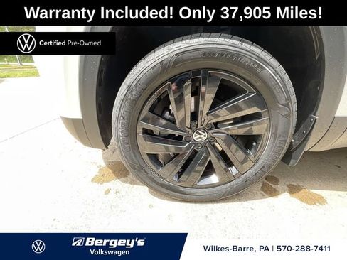 Used 2023 Volkswagen Atlas Cross Sport SE w/ Black Wheel Package AWD/4WD image 1