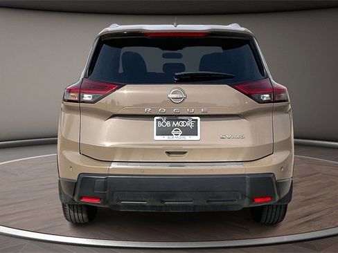 Certified 2024 Nissan Rogue SV w/ SV Premium Package image 4