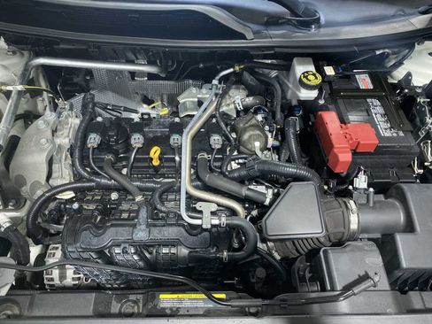 Used 2021 Nissan Rogue S image 9