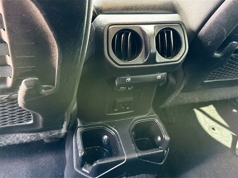 Used 2021 Jeep Gladiator Mojave image 29