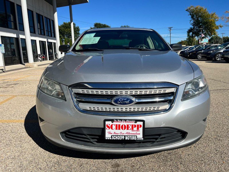Used 2011 Ford Taurus SE FWD image 2