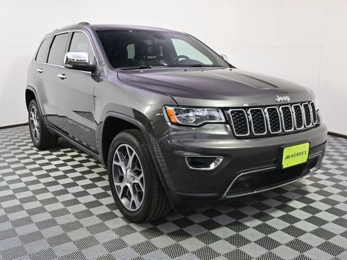 Used 2019 Jeep Grand Cherokee Limited image 9
