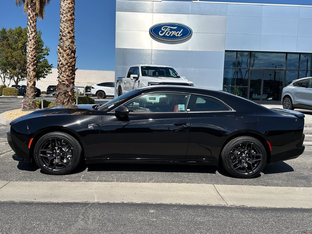 Used 2026 Dodge Charger Scat Pack AWD/4WD image 3