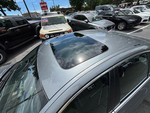 Used 2012 BMW 528i xDrive Sedan AWD/4WD image 14