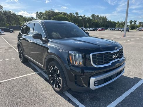 Used 2024 Kia Telluride SX FWD image 1