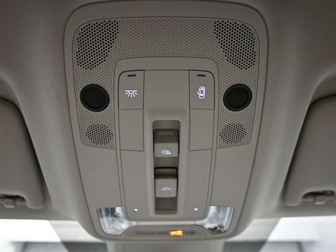 Used 2019 Audi Q3 2.0T Premium Plus w/ Premium Plus Package image 17