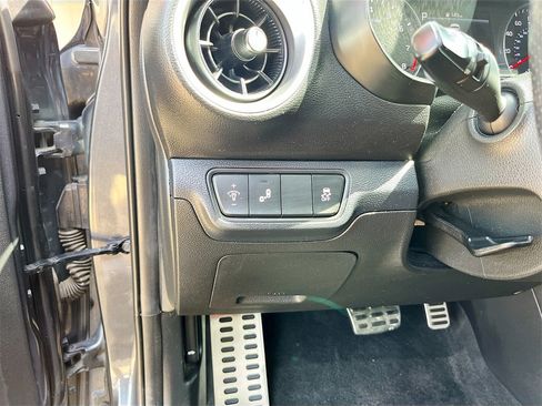 Used 2023 Kia Forte GT-Line image 10