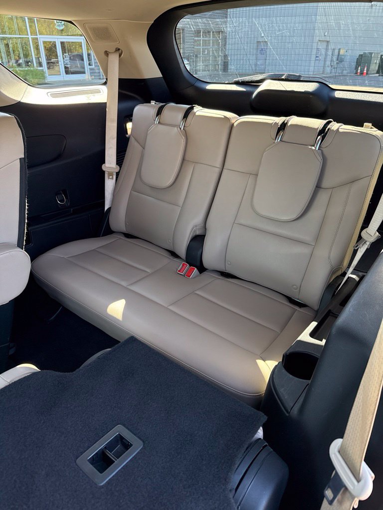 Used 2020 Ford Explorer Limited AWD/4WD image 11
