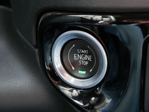 Used 2023 Chevrolet Silverado 1500 LT Trail Boss w/ Convenience Package II image 28