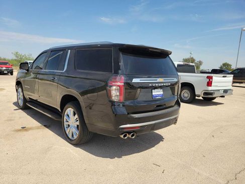 Used 2024 Chevrolet Suburban High Country w/ Advanced Technology Package AWD/4WD image 6