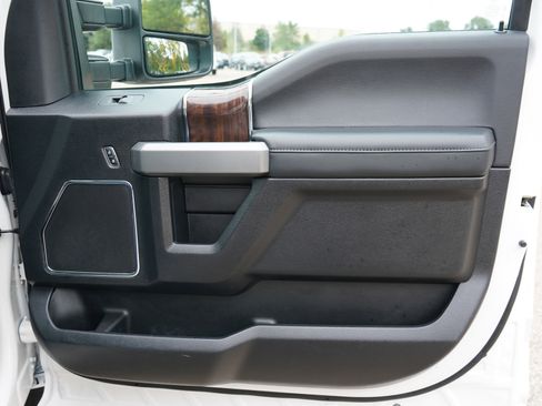 Used 2017 Ford F350 Platinum w/ Platinum Ultimate Package image 14