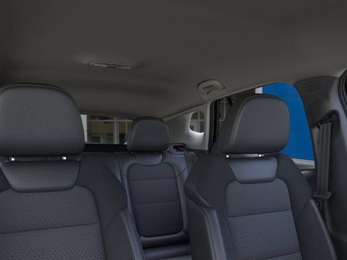 New 2026 Chevrolet Trax LT w/ Driver Confidence Package FWD image 24