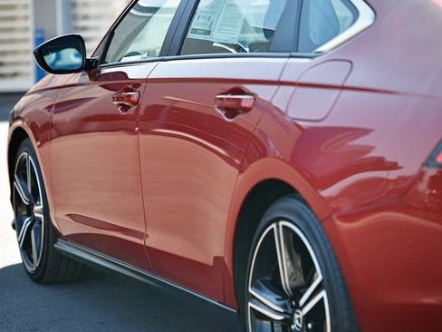 Used 2024 Honda Accord Sport image 4