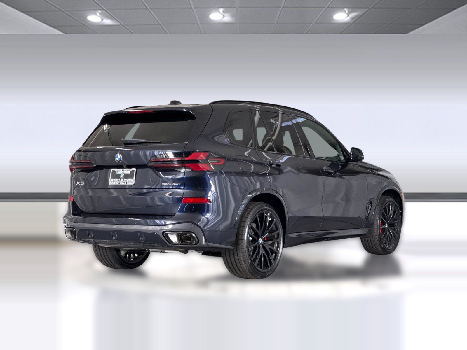 Used 2026 BMW X5 sDrive40i w/ M Sport Package RWD image 9