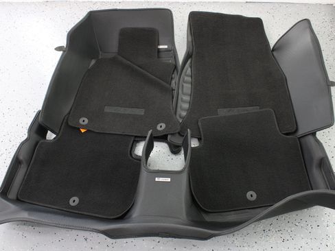 Used 2021 Kia Stinger GT image 91